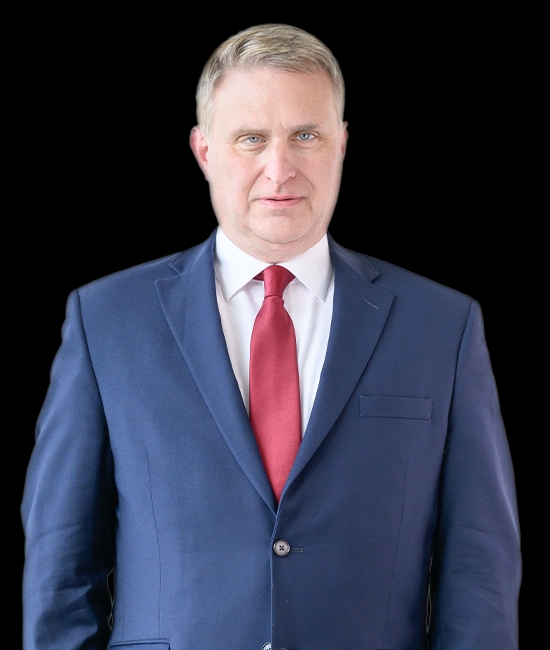 Kyle Courtnall Associate photo